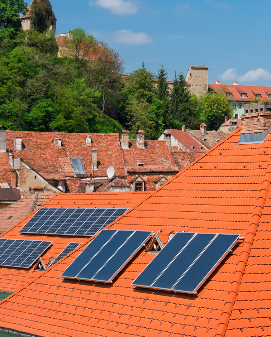 Altstadt traditonelle Solarmodule